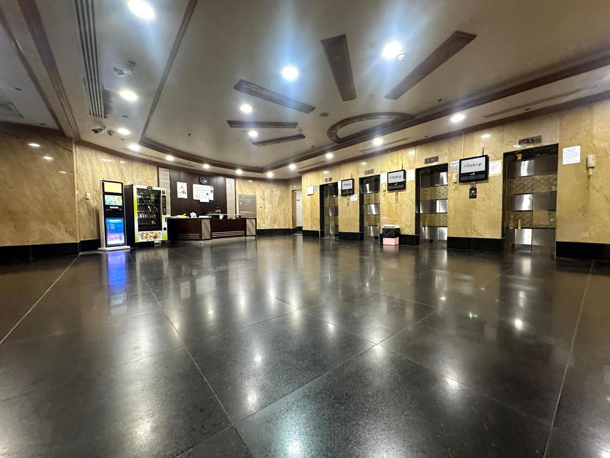 Quiet Partition Room In Tecom Barsha Heights دبي المظهر الخارجي الصورة