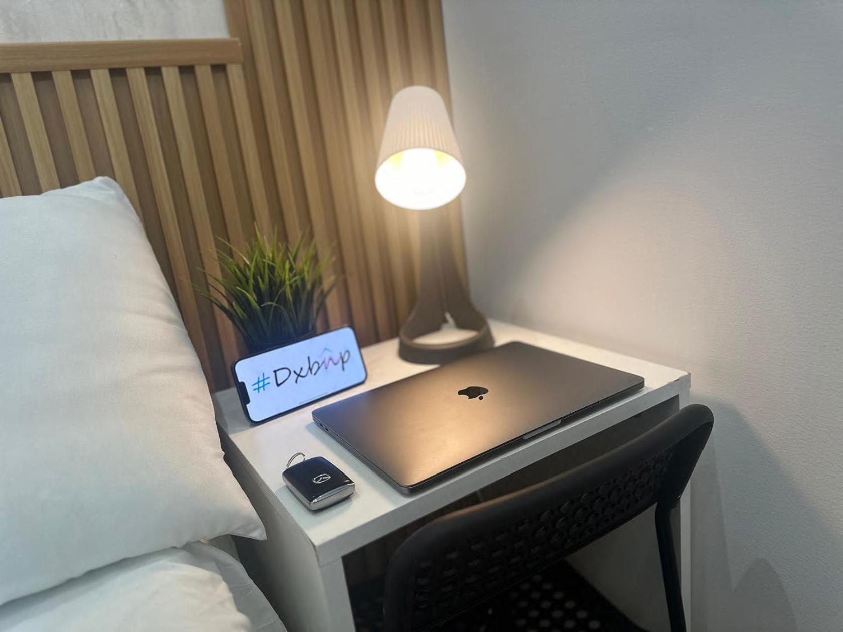 Quiet Partition Room In Tecom Barsha Heights دبي المظهر الخارجي الصورة